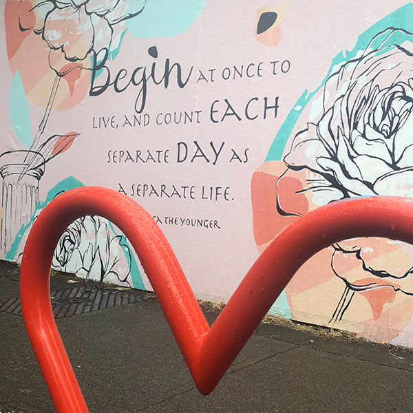 begin-live-600x600